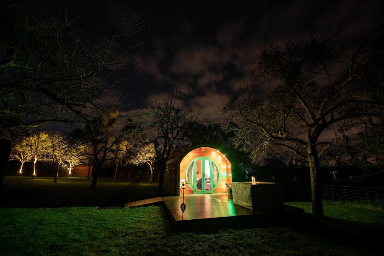 Orchard Farm Luxury Glamping And Campsite Гластонбері Екстер'єр фото