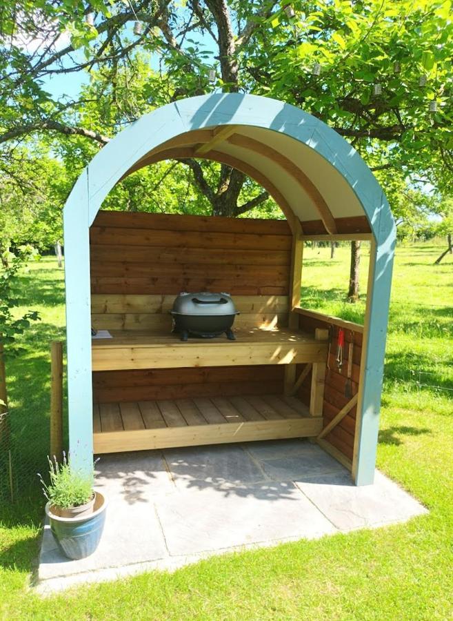 Orchard Farm Luxury Glamping And Campsite Гластонбері Екстер'єр фото